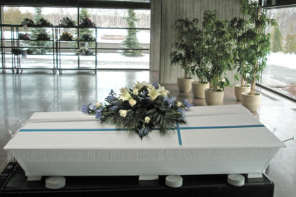 begravningstjänst blomespa